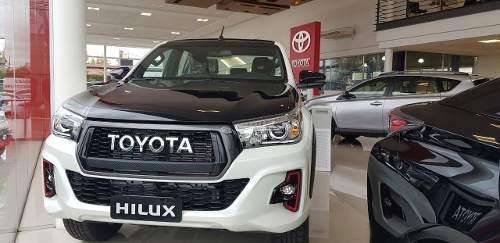 Toyota Hilux Gr-s 2.8 Tdi 6m/t Sarthou