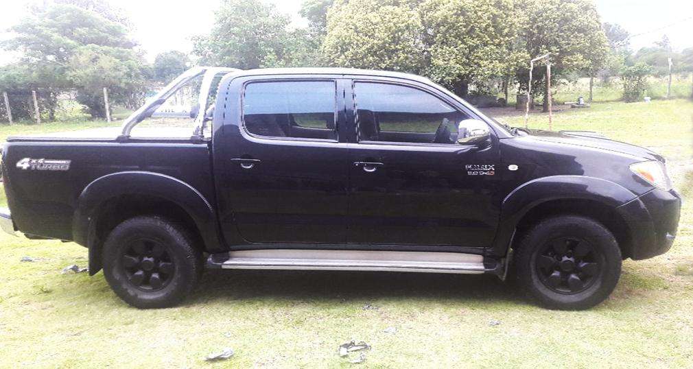 VENDO TOYOTA HILUX 