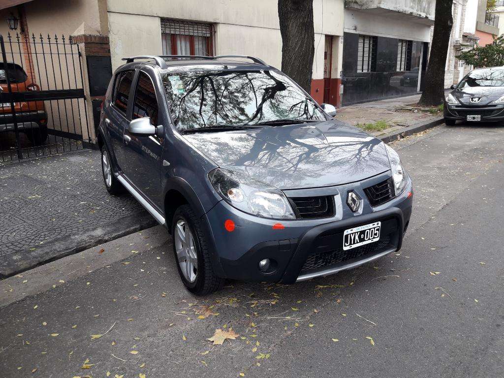 Renault Sandero Stepway v 