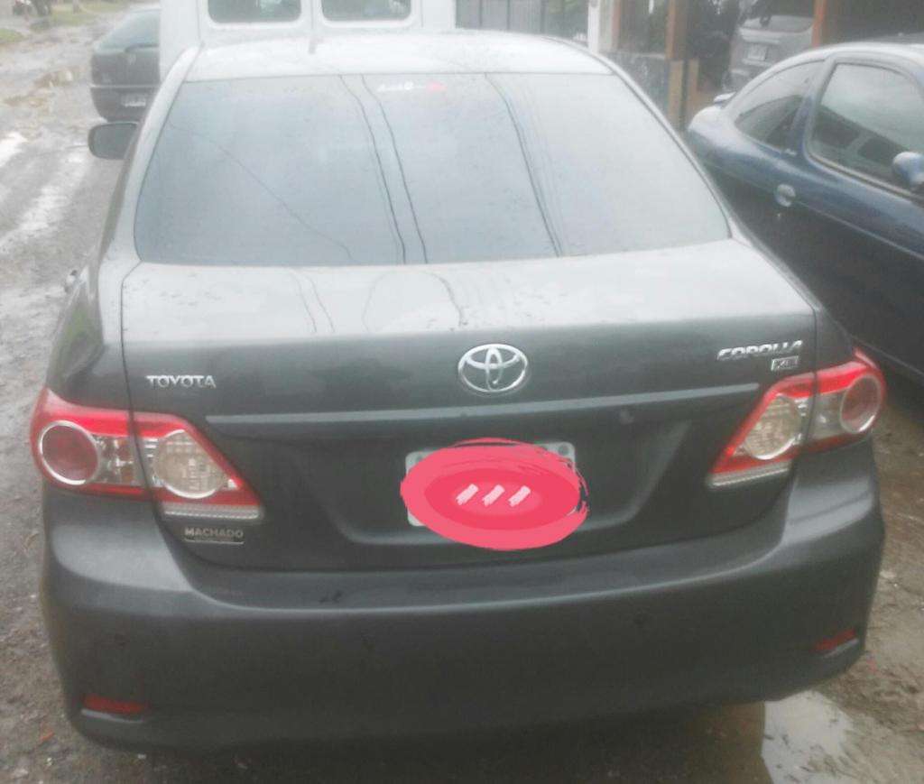 Vendo O Permuto Toyota Corolla Xli