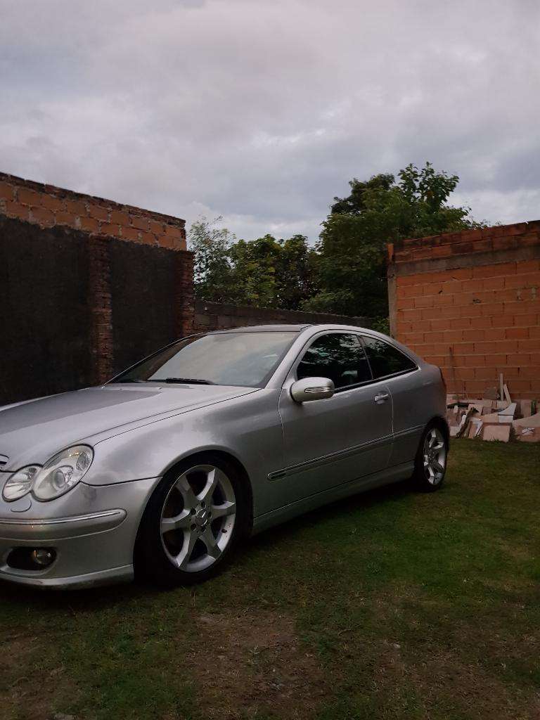 Vendo Coupe Mercedes C220 Edition Sport