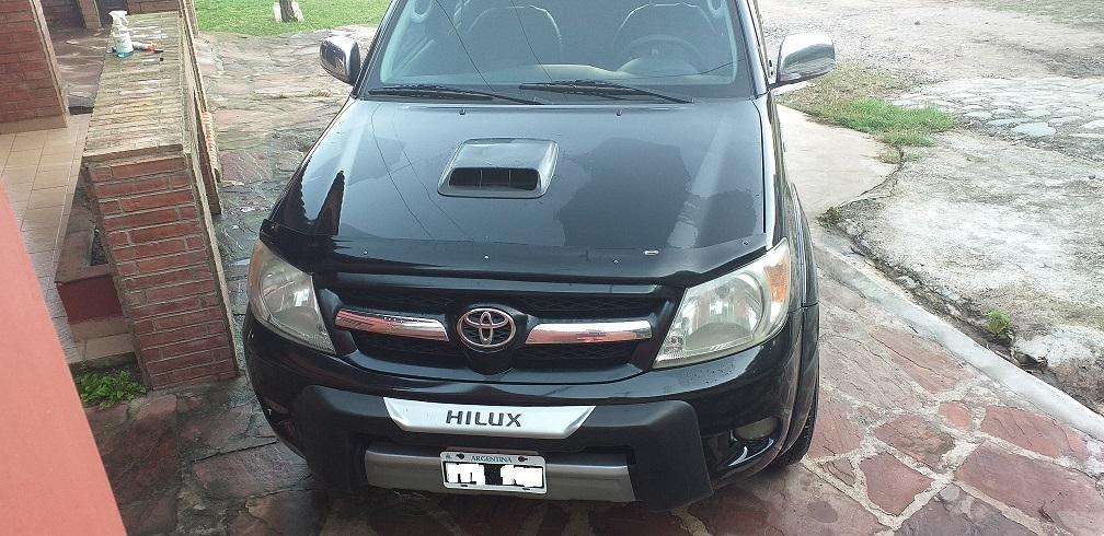 Inmaculada Toyota Hilux SRV 3.0 Año 