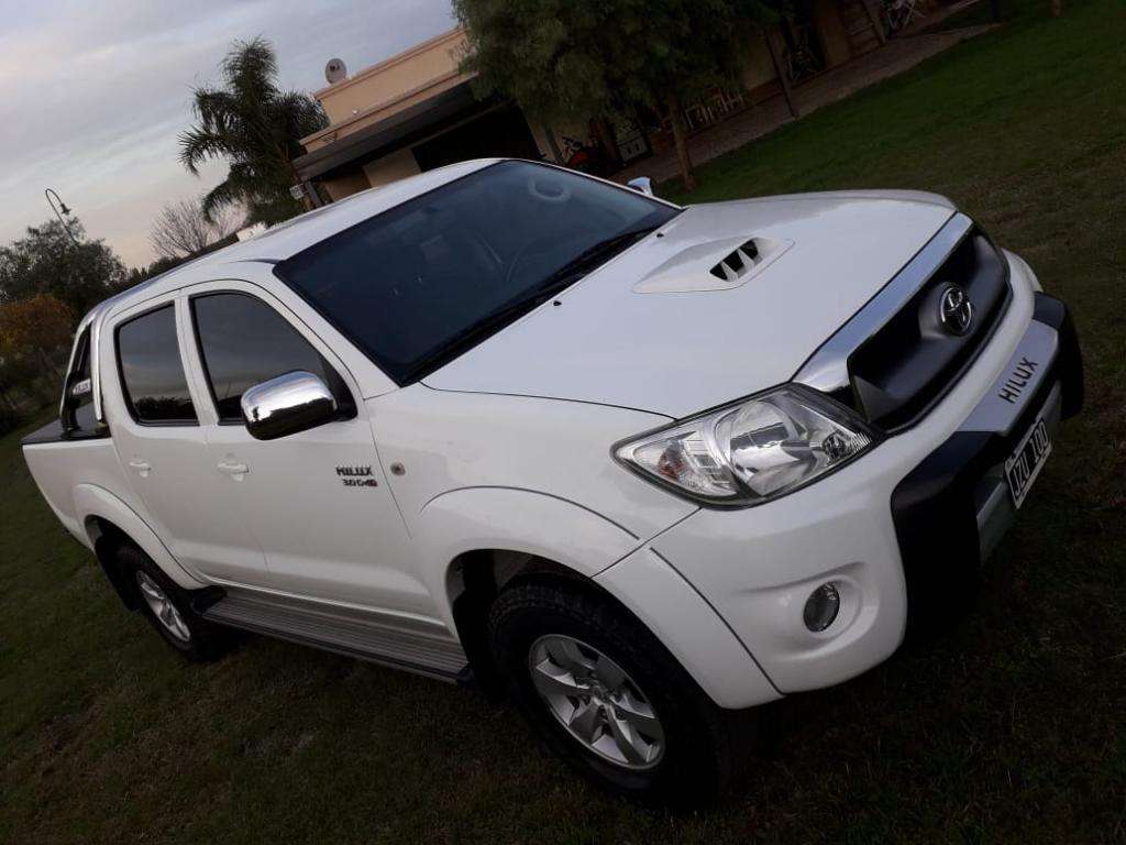 Toyota Hilux Srv km.