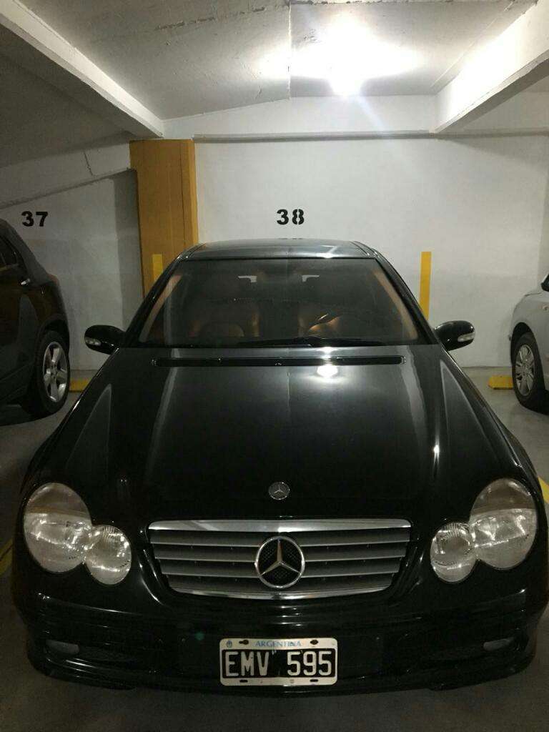 Vendo Mercedes Benz Couppe C230