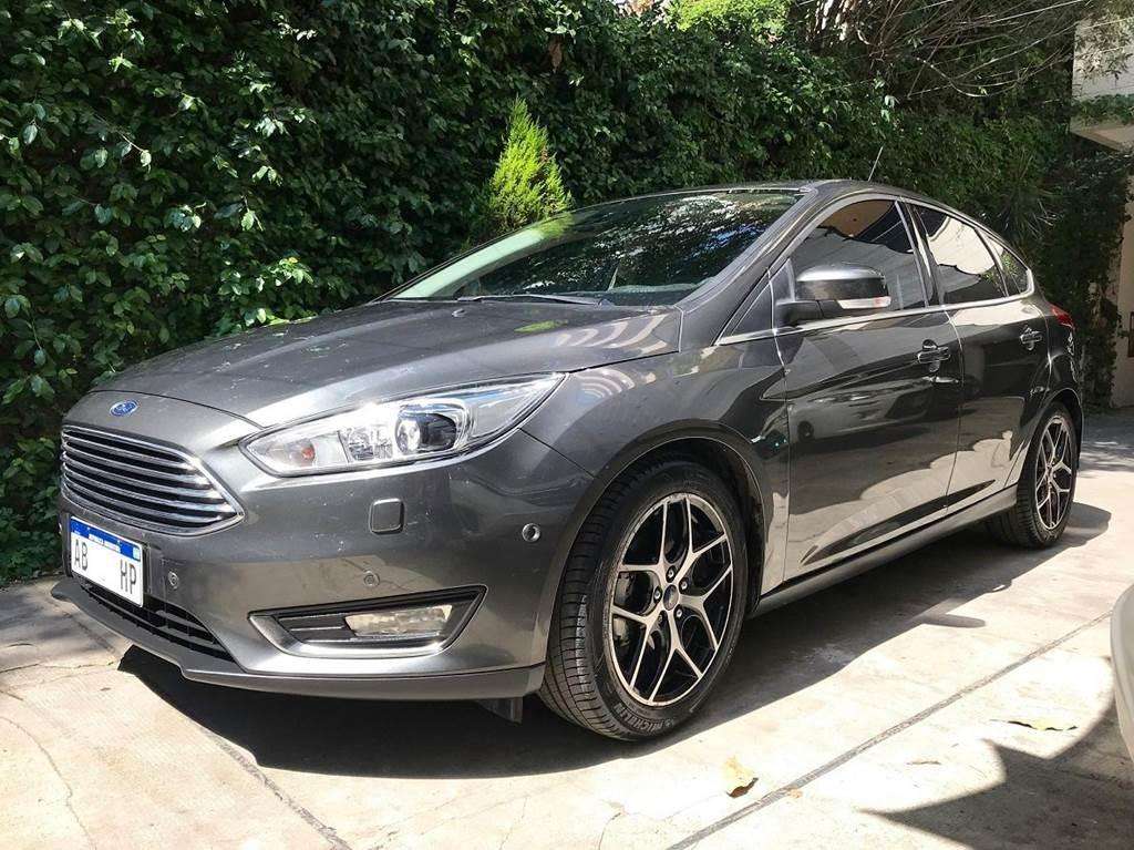  Ford Focus III 2.0 Titanium At6