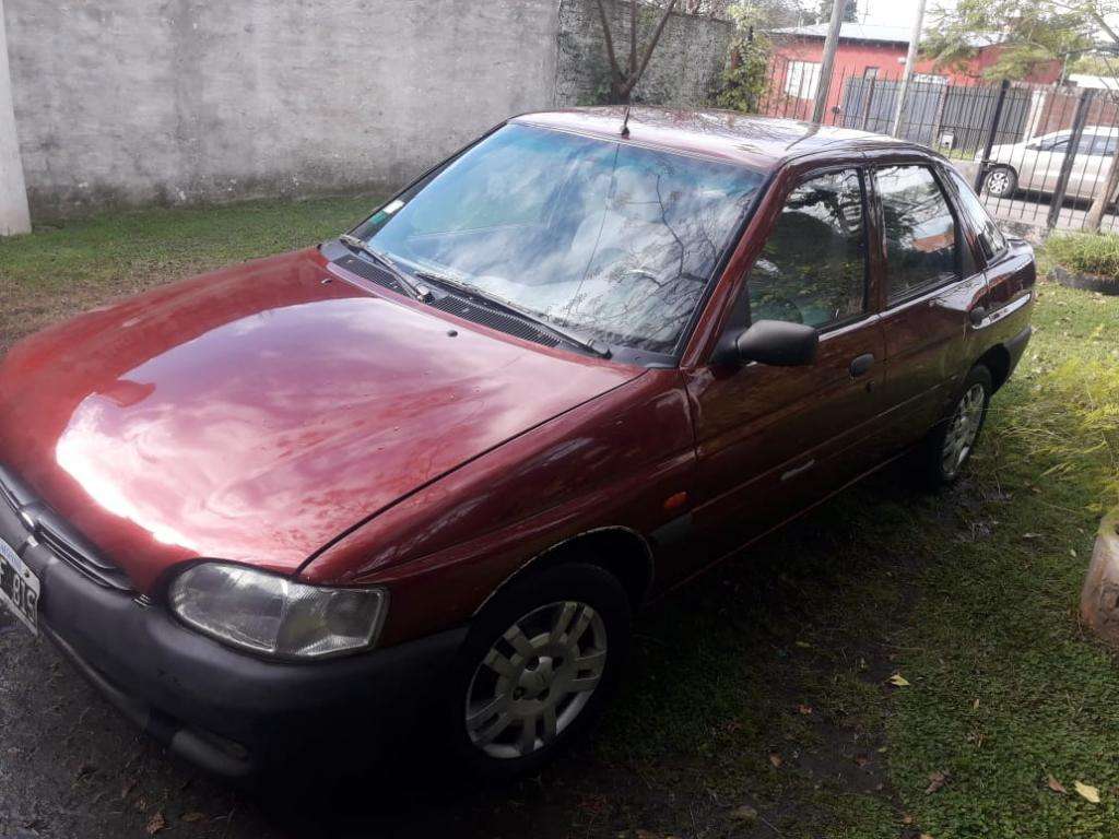 Permuto O Vendo Ford Escort Clx