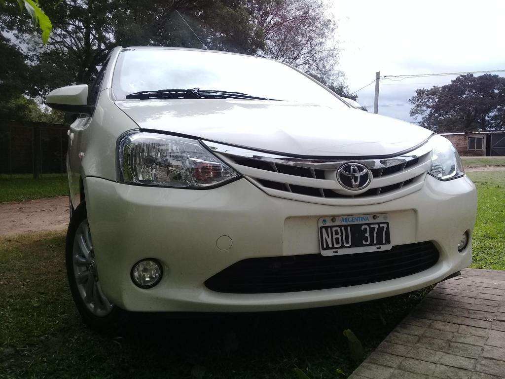 Toyota Etios xls - km