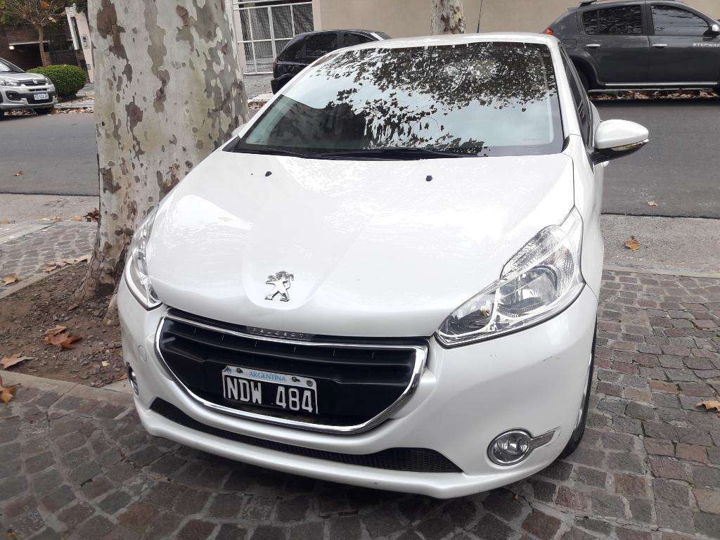 Peugeot 208 Allure 