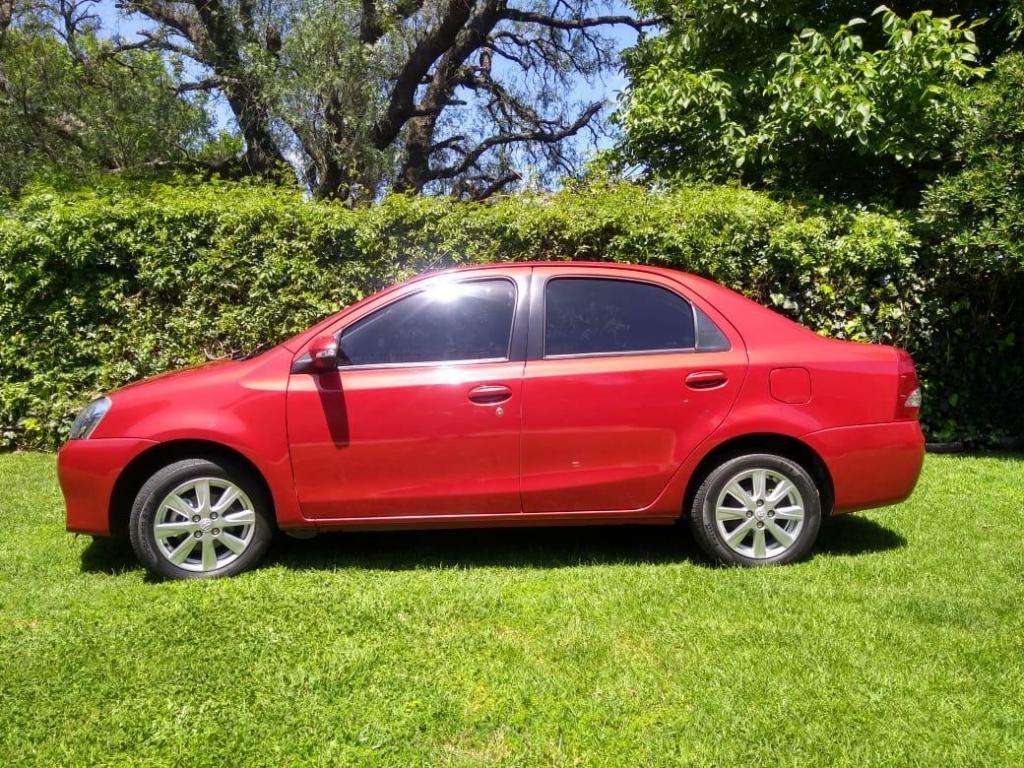 Toyota Etios 1.5 Sedan Xls at En Garantía  Kms