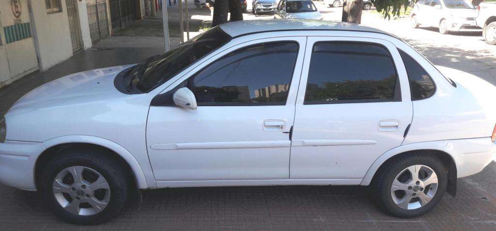 VENDO CORSA CLASSIC FULL  IMPECABLE