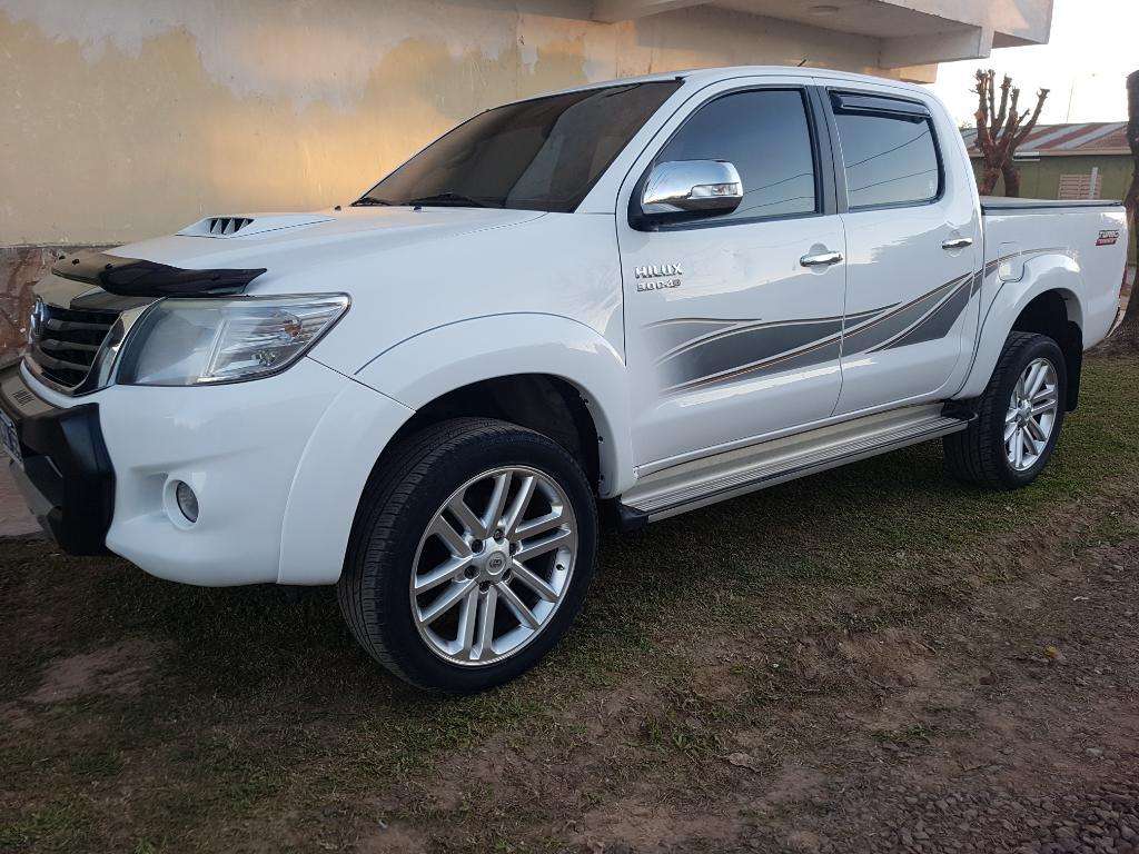 Vendo Hilux 3.0 Srv-cuero 4x2 Mod-!!