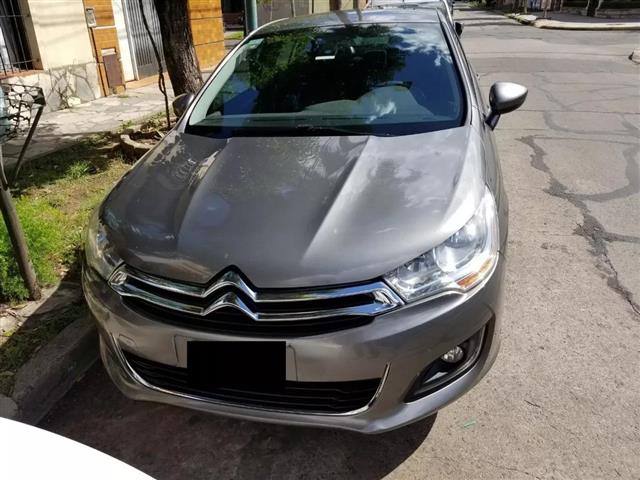 Citroën C4 Lounge 2.0 Nafta Tendance MTcv)