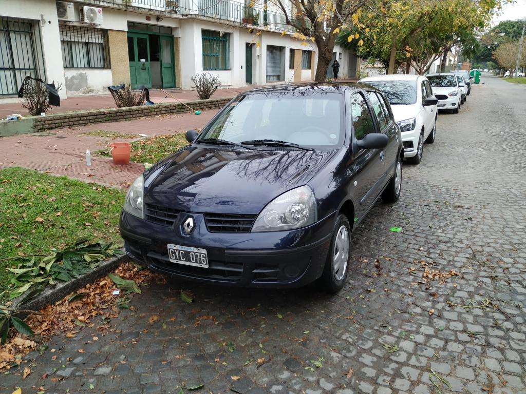 Clio 2 Ao  Excelente Estado