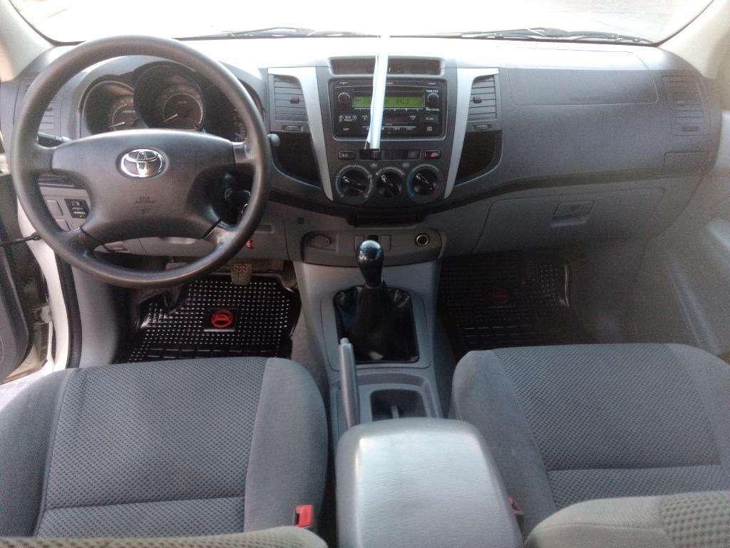 Hilux 3.0 Tdi 4x2 Impecable