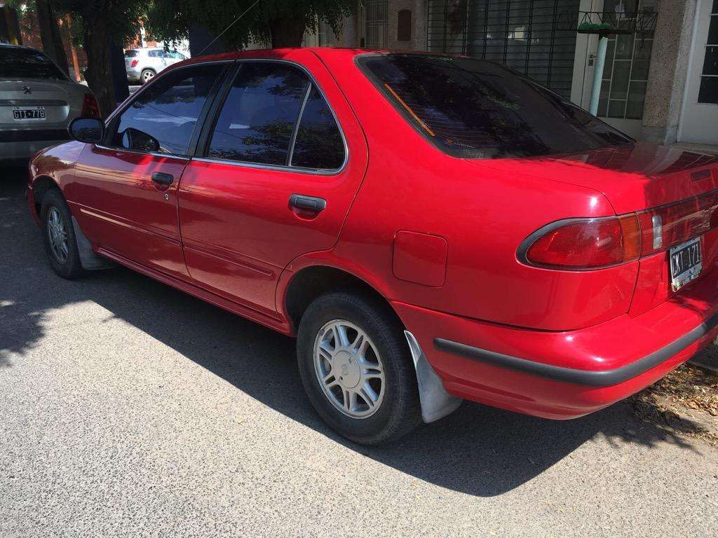 Vendo Nissan Sentra 98