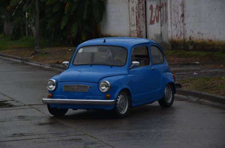 Fiat 600 Como Se Lo Ve en La Foto.