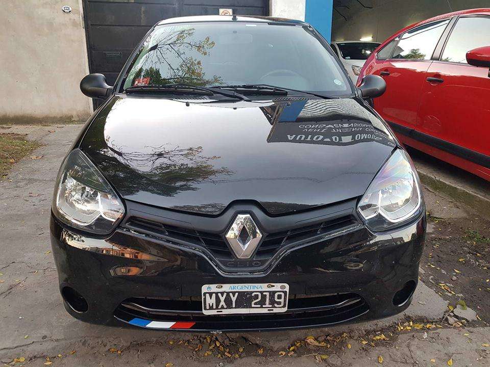 - Renault Clio Mio Nafta 1.2- Año  - Excelente Estado