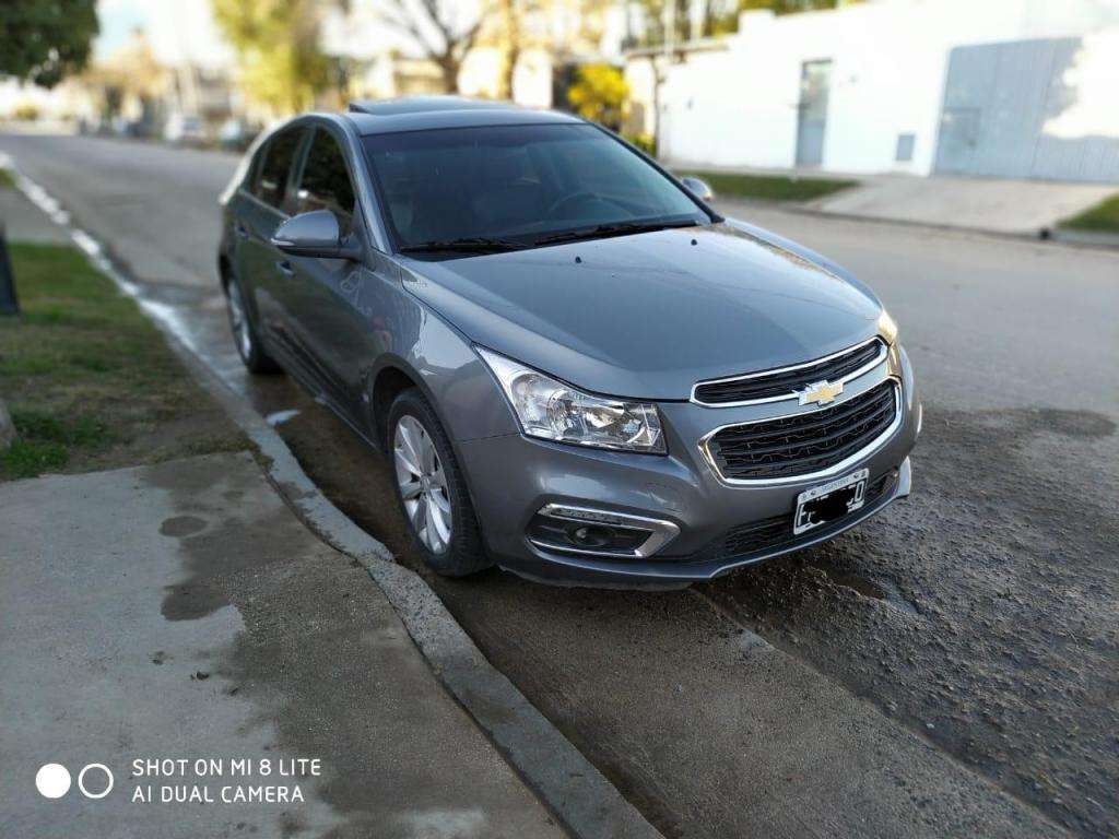 Titular Chevrolet Cruze LTZ Nafta  A/T Como Nuevo Puedo