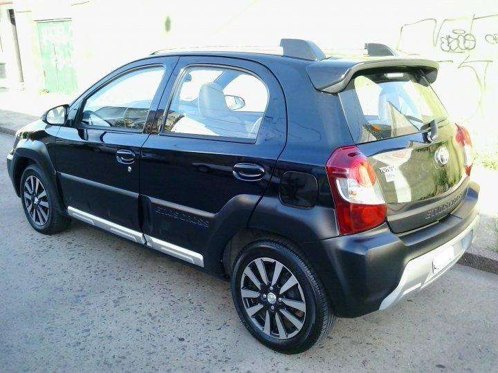 Toyota Etios Cross