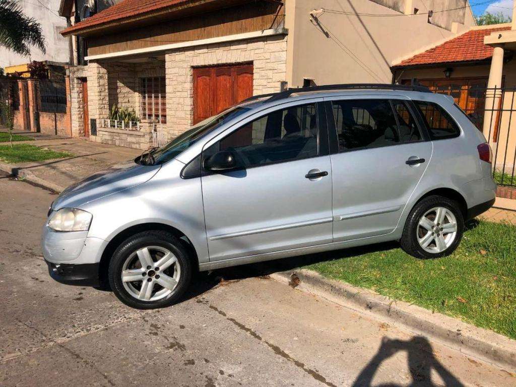 Volkswagen Suran 1.6 I Trendline 80b