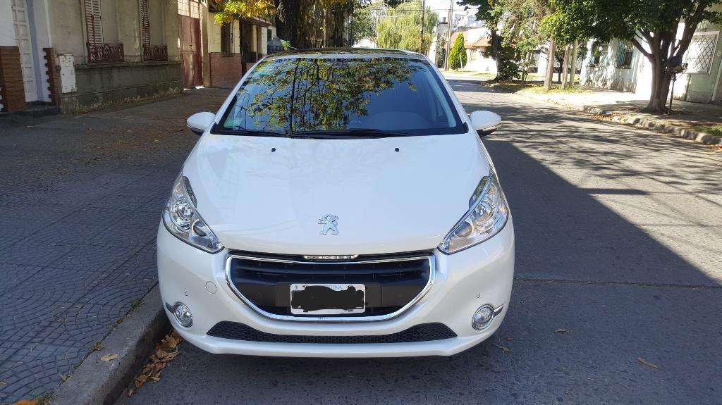 Peugeot 208 Feline Pack Cuir 