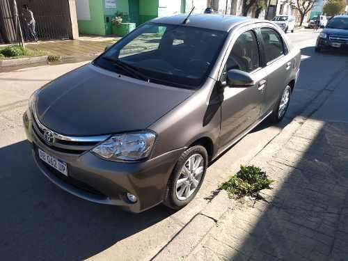 Toyota - Etios Xls 6mt 4p 1.5 N 