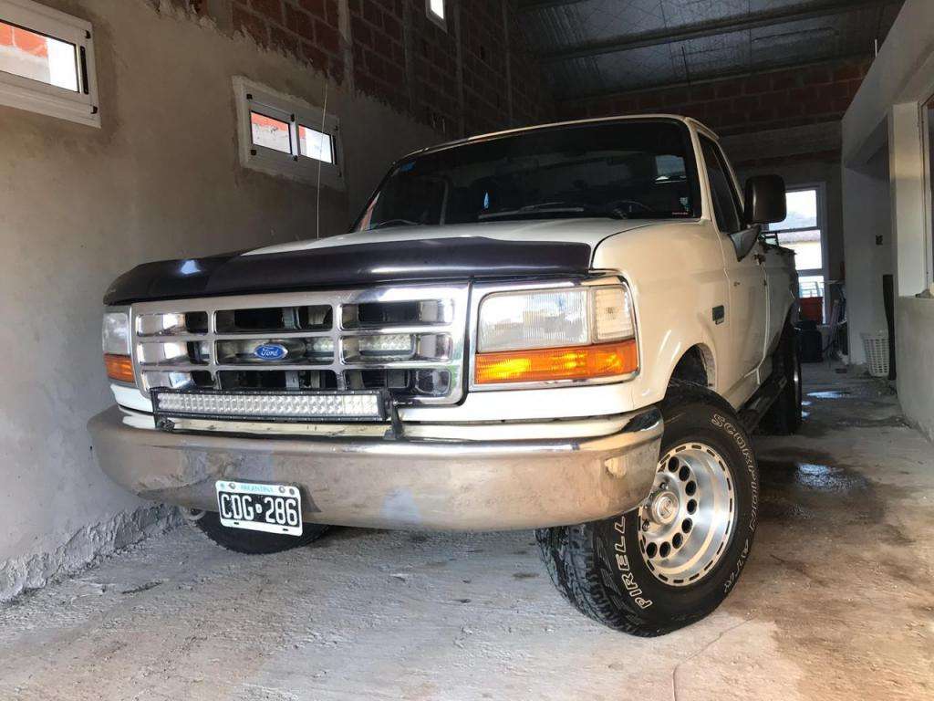 Vendo f100 modelo 99 totalmente equipada y nueva