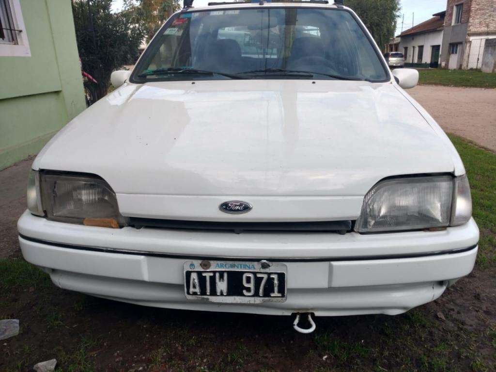 Vendo Ford Fiesta 