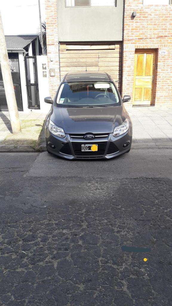 Vendo ford focus S 