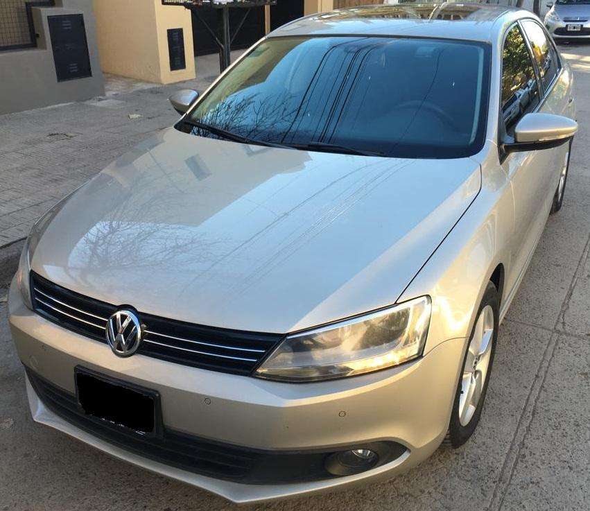 Volkswagen Vento 2.5 Luxury 170cv