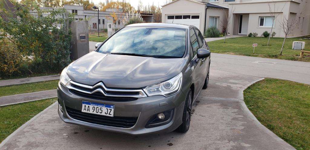 CITROEN C 4 LOUNGE THP 165 AT6 SHINE  - IMPECABLE -