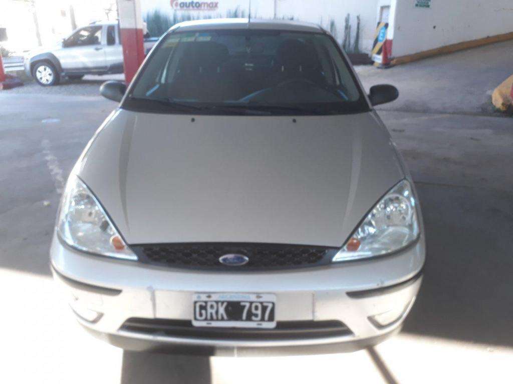 FORD FOCUS 1.6 AMB 4 PTAS 