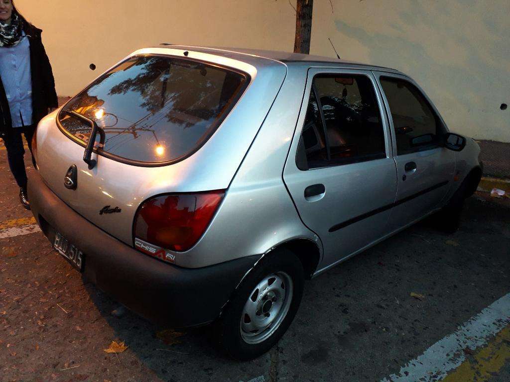 Ford Fieta Impecable