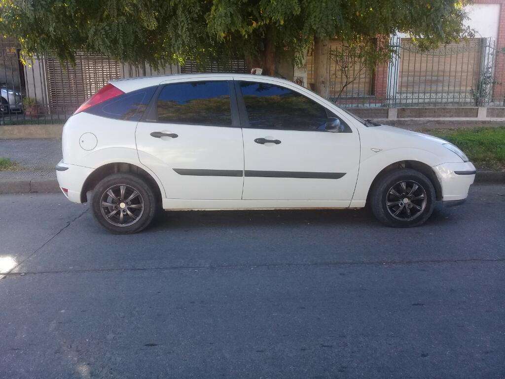 Ford Focus  Full