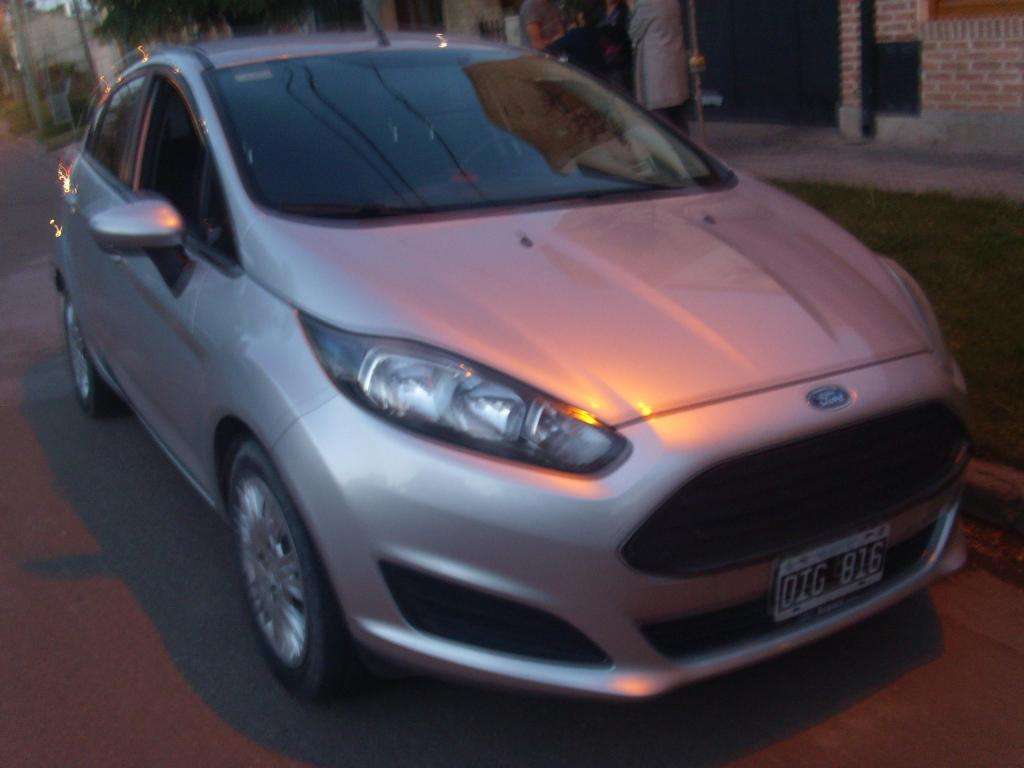 impecable ford fiesta kinetic 