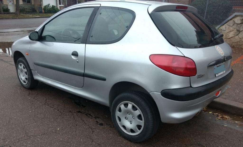 Peugeot 206 Modelo 