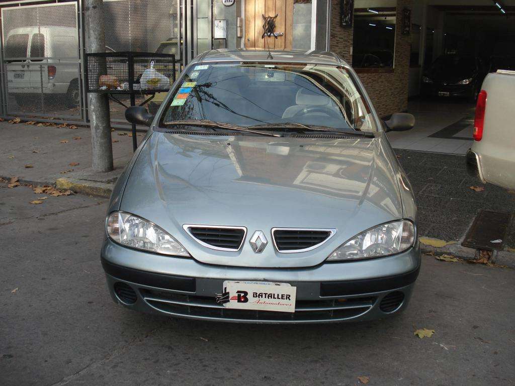 Renault Megane 1.6 con GNC Full Año  Excelente Estado.
