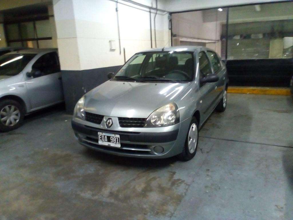 Renault clio impecable