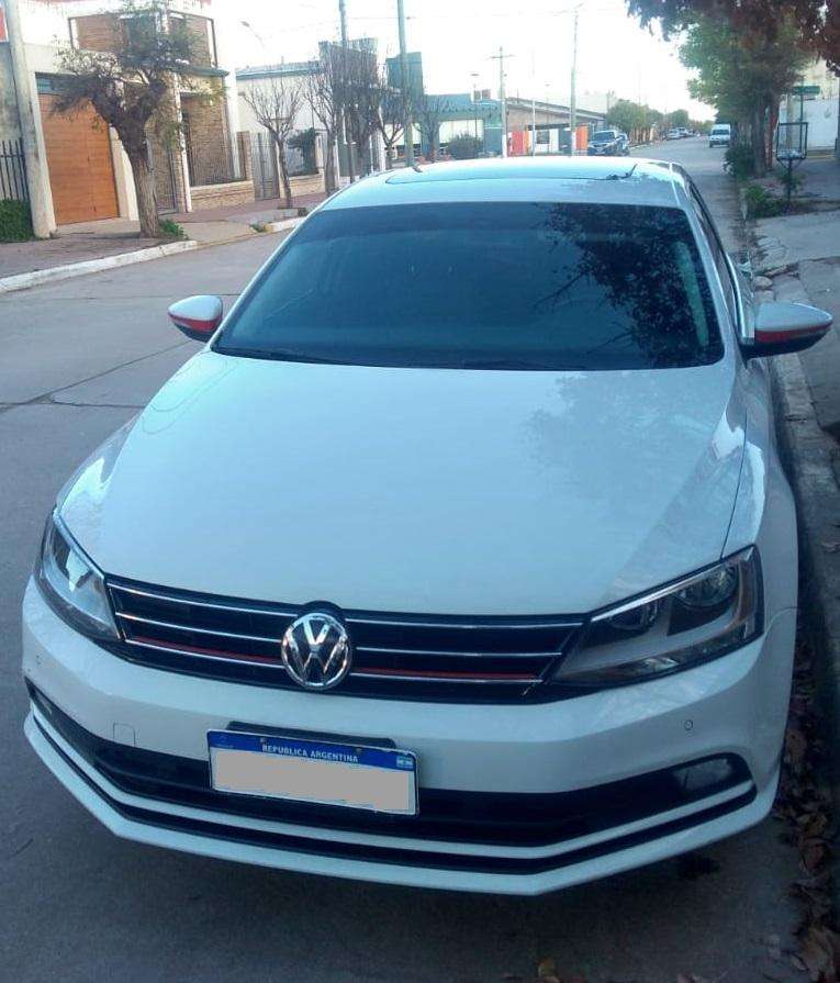 Volkswagen Vento Luxury Tiptronic