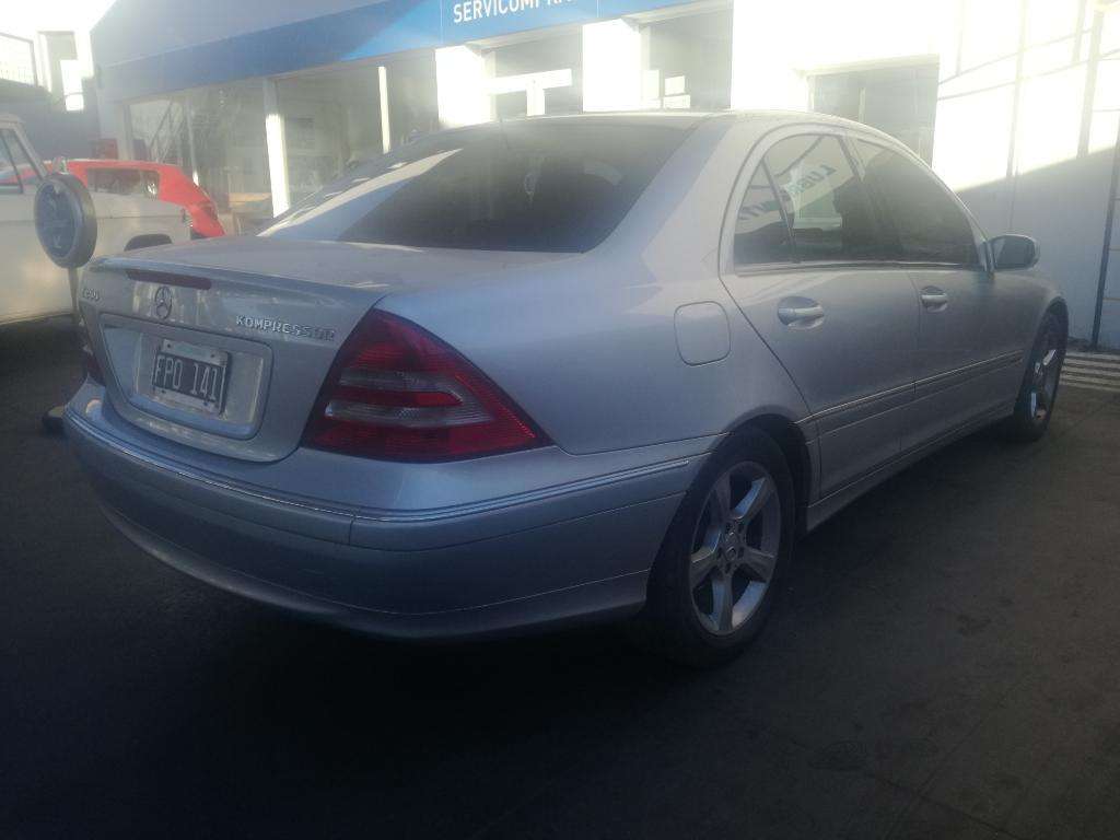 Dueño Vende Mercedes Benz C200 Kompresso