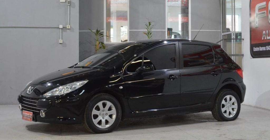 Peugeot 307 xs hdi 2.0 diesel  puertas color negro