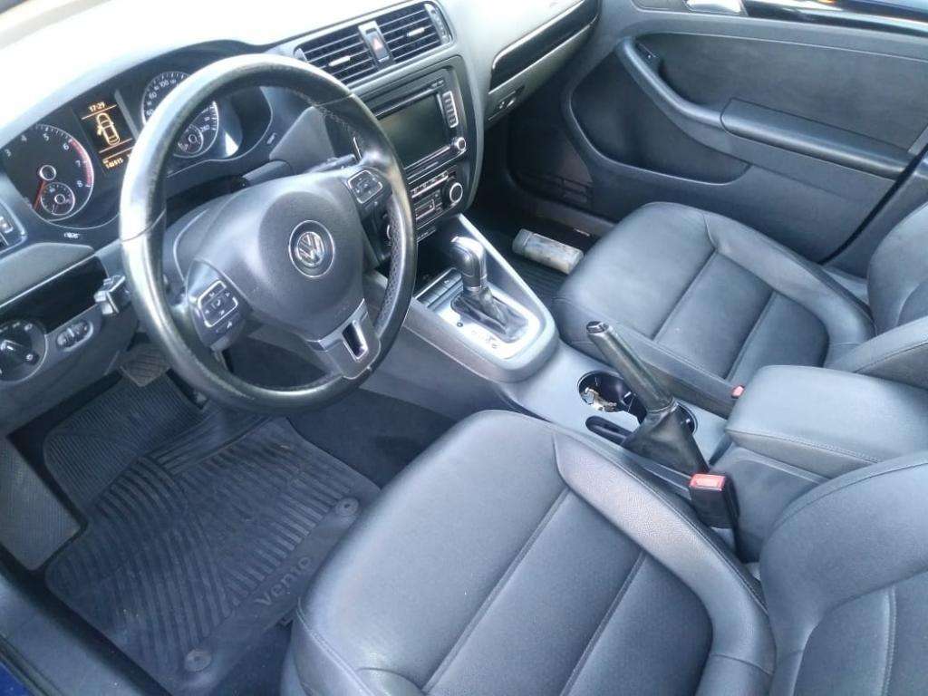 Vendo Volkswagen Vento Luxury 2.5