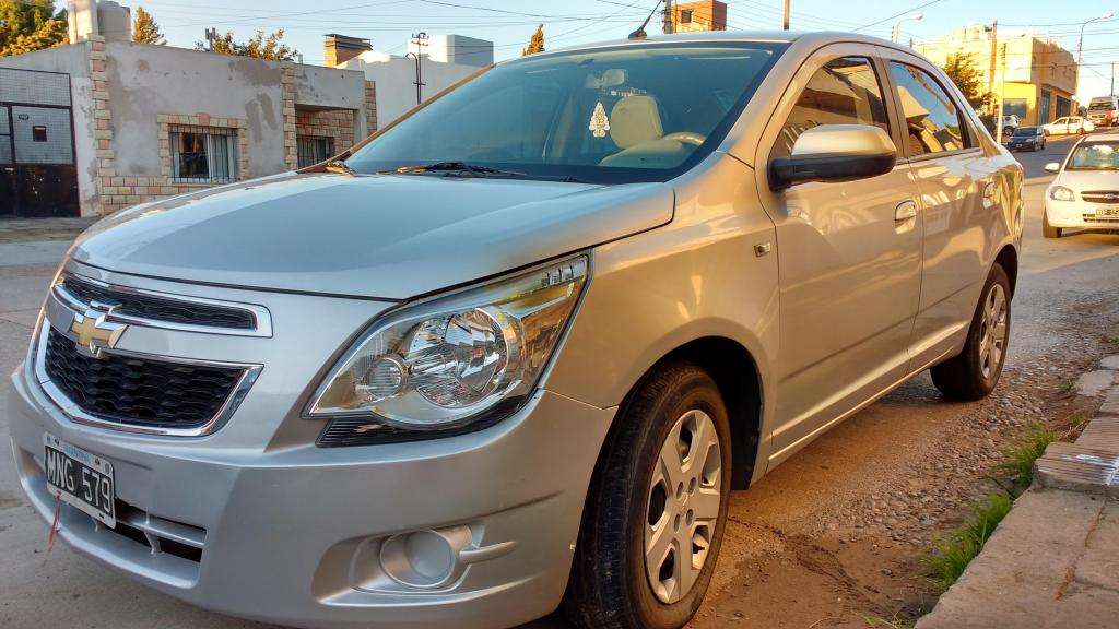 VENDO IMPECABLE COBALT 1.8 LT  KM