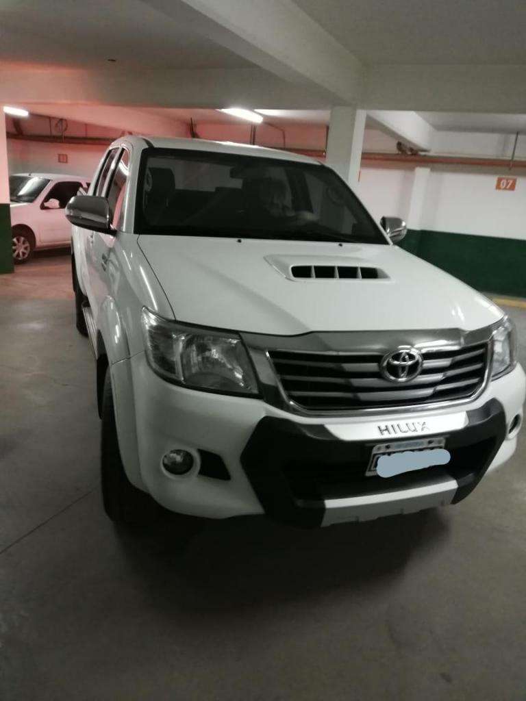 VENDO TOYOTA HILUX SRV 4X4