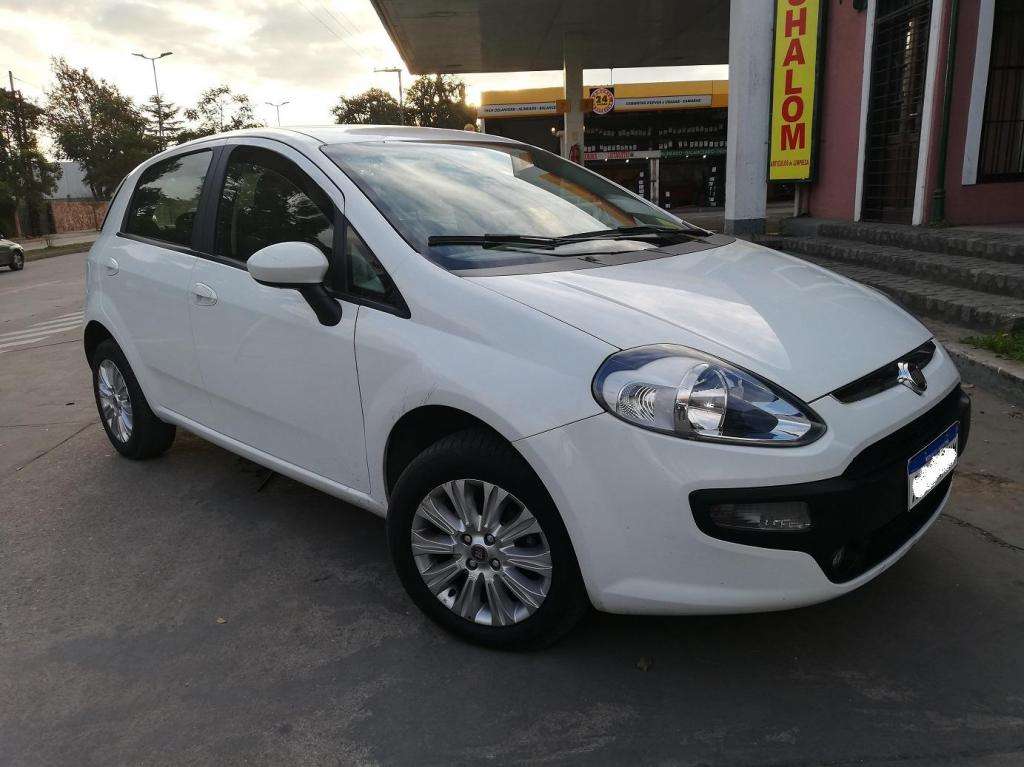 IMPECABLE 2 MANO!! Punto 1.4 Attractive Uconnect, 