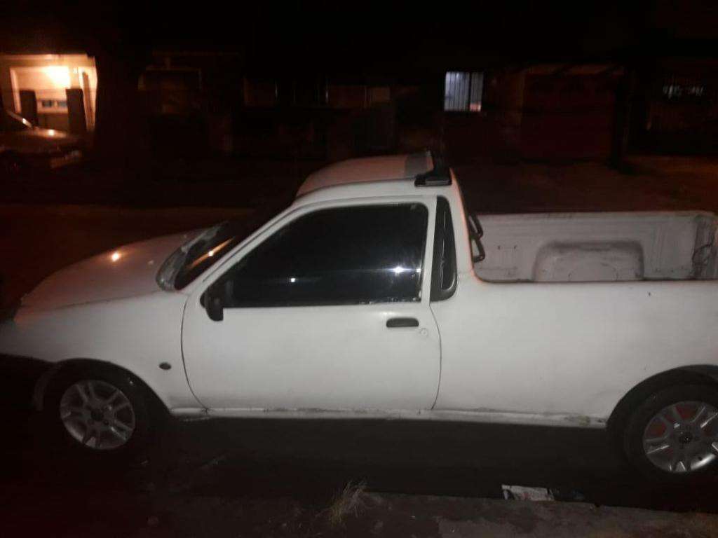 vendo ford pick up courier modelo 99, tamien permuto mayor