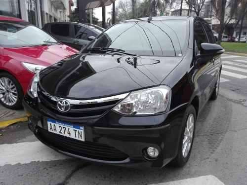 Toyota Etios Xls 6mt  Ilarioautos