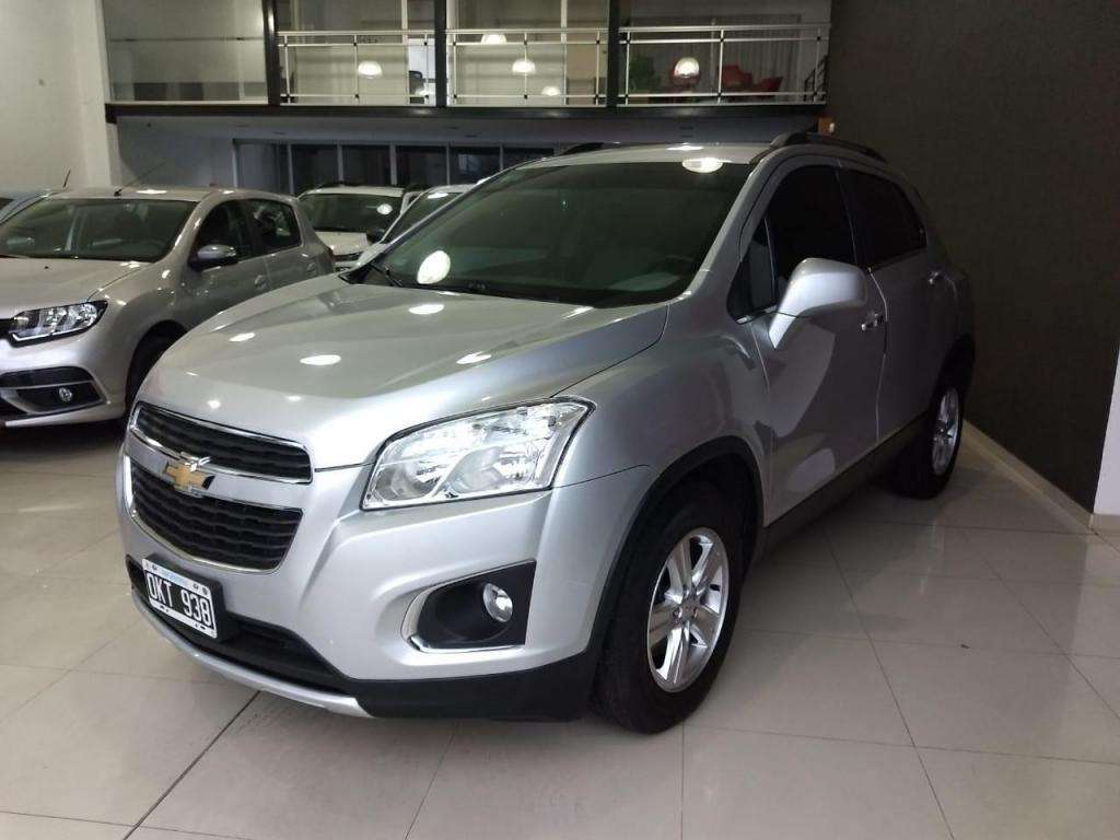 CHEVROLET TRACKER LTZ MODELO  KM COLOR GRIS PLATA