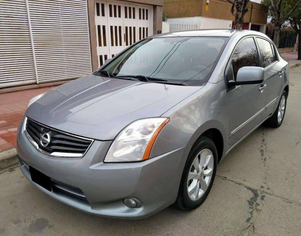 Nissan Sentra 2.0 Acenta Año 