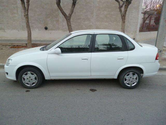 CORSA CLASSIC 1.4 LS AIRBAGS ABS / 